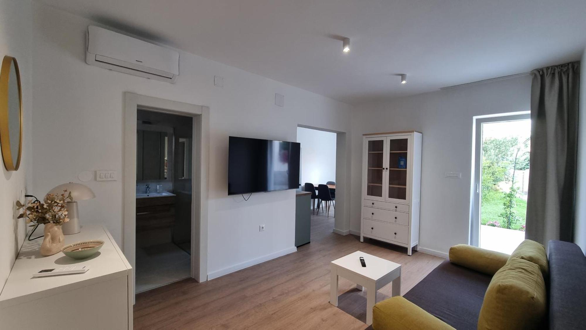 Coronata Apartman Biograd Na Moru
