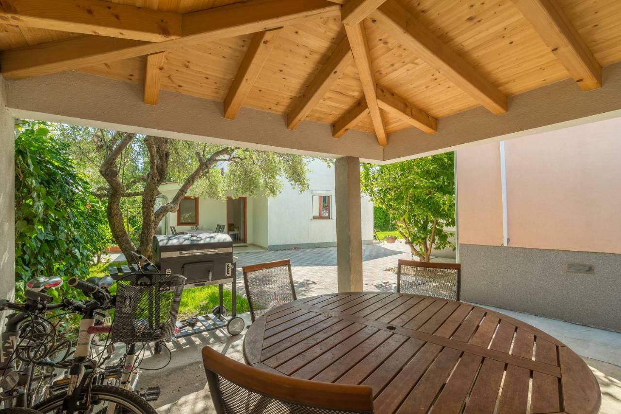 Coronata Apartman Biograd Na Moru